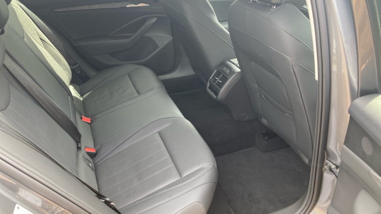 Skoda Superb 1.5 TSI iV SE L DSG 5dr Estate